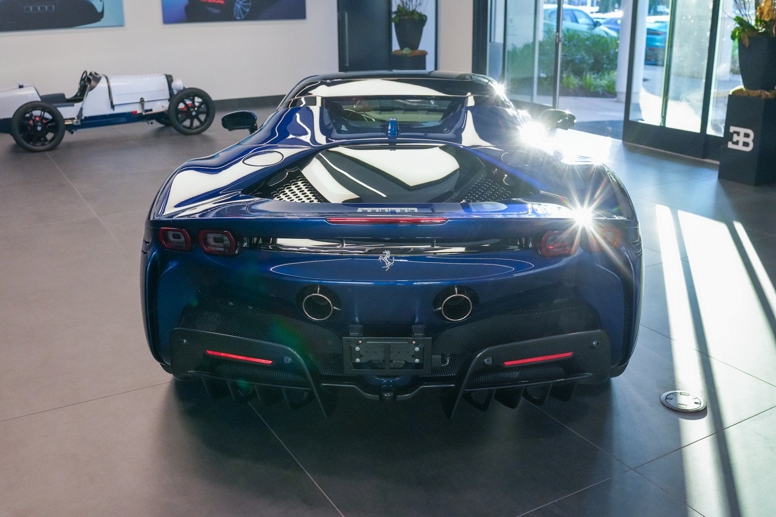 2022 Ferrari SF90 Spider Descapotable