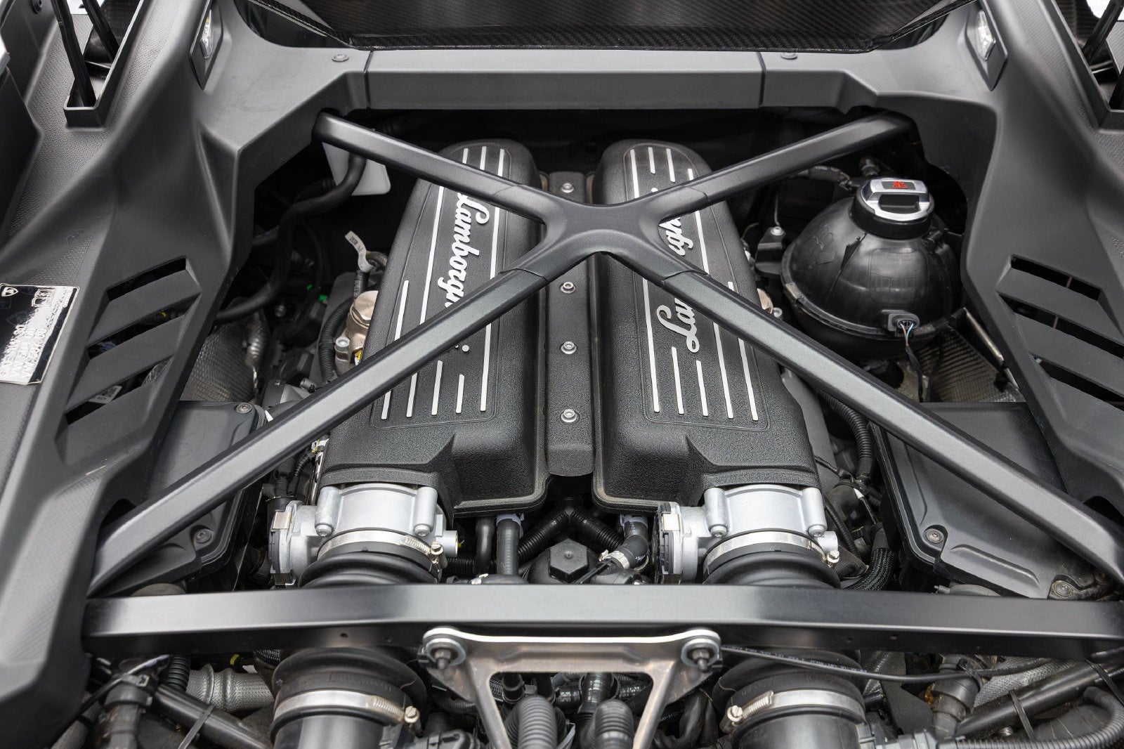 Lamborghini Huracán Tecnica Coupé 2023