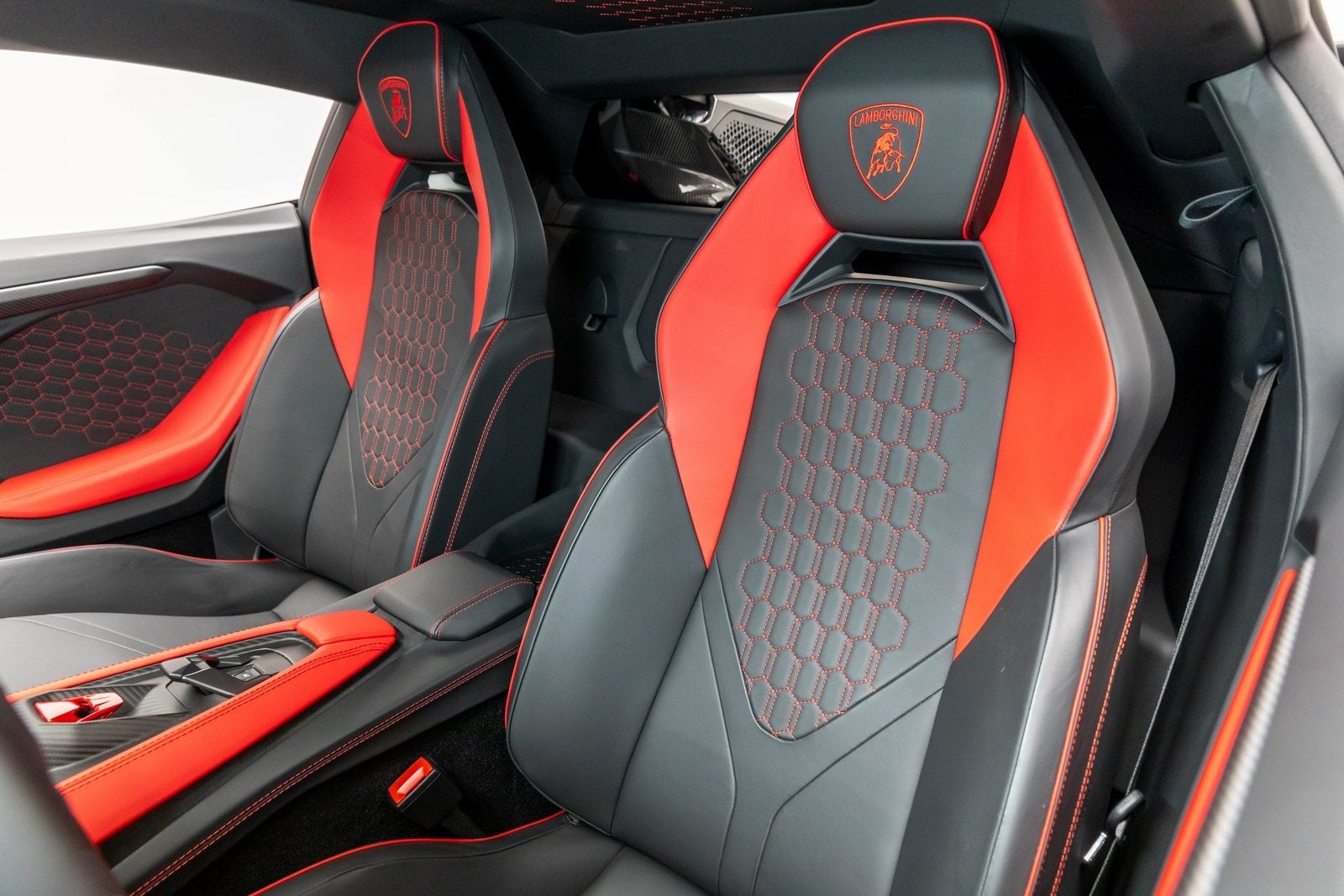 2024 Lamborghini Revuelto Coupé