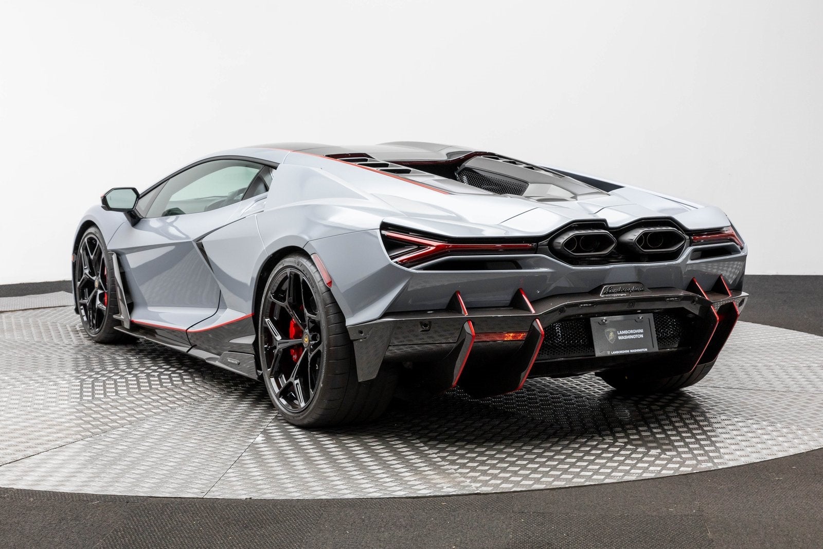 2024 Lamborghini Revuelto Coupé