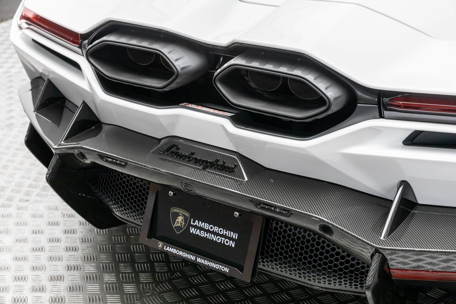 2024 Lamborghini Revuelto Coupé