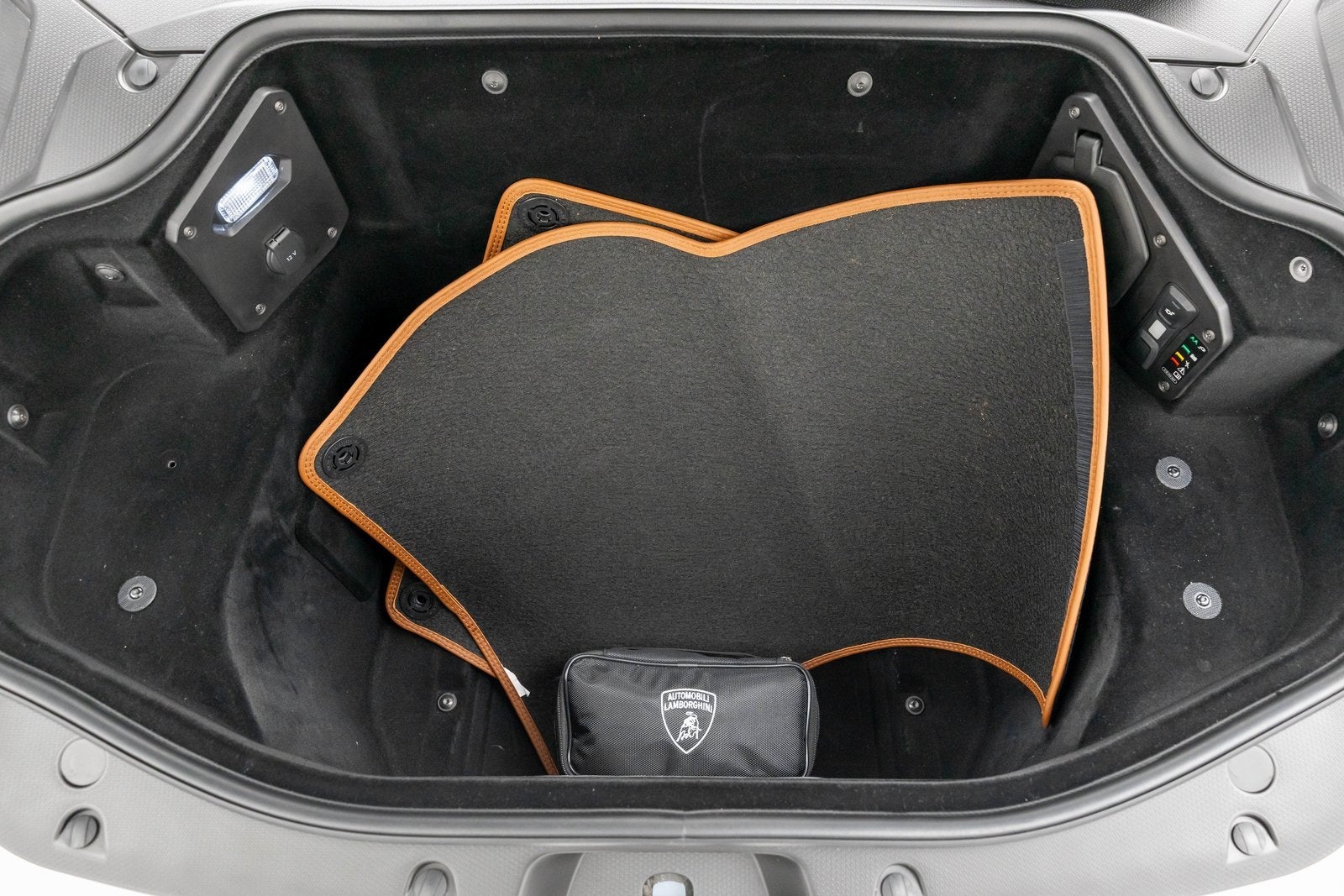 2024 Lamborghini Revuelto Coupé