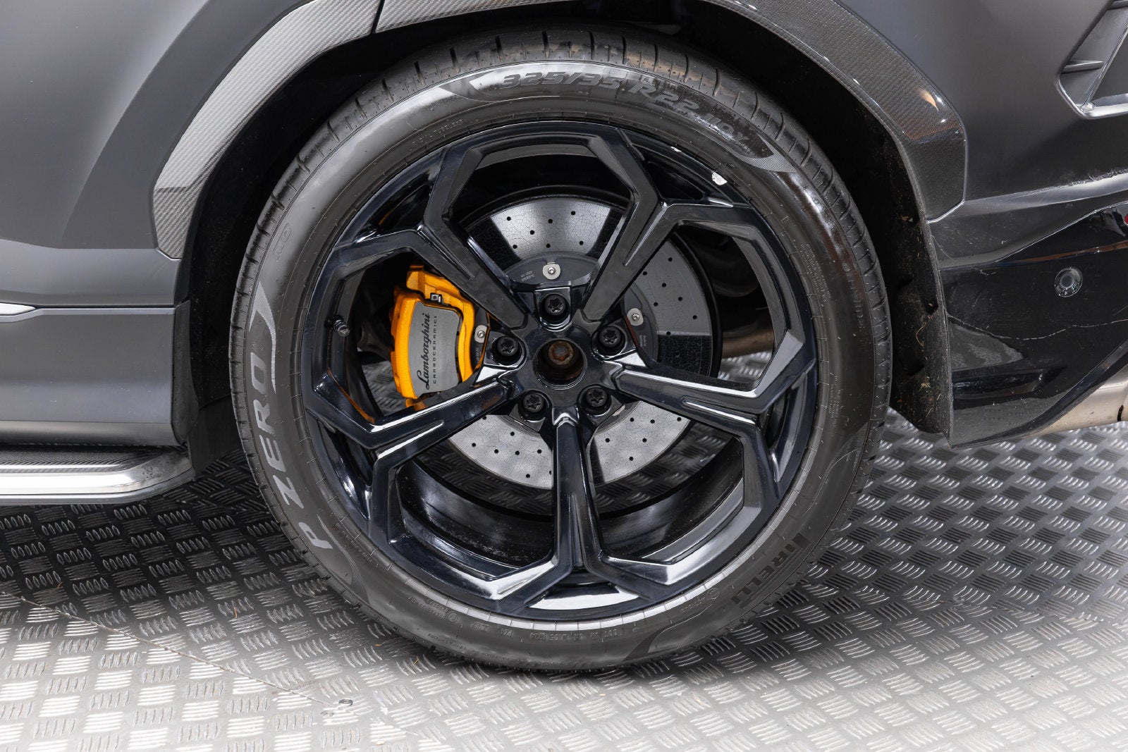 Lamborghini Urus AWD 2021