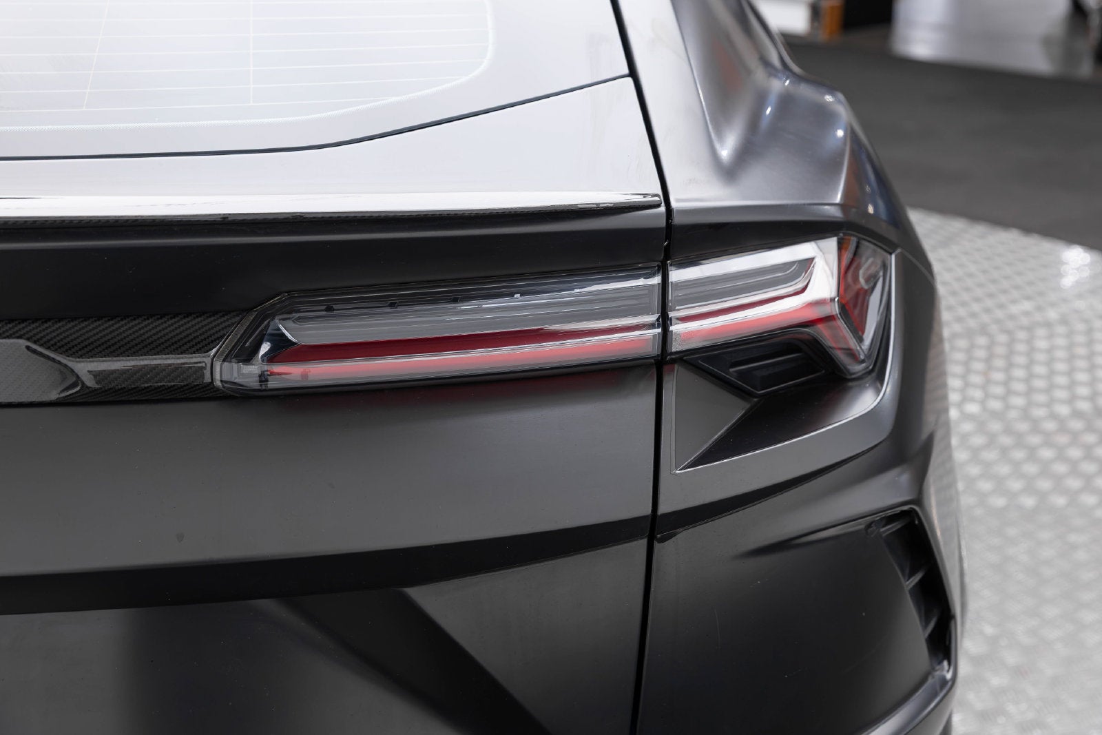 Lamborghini Urus AWD 2021