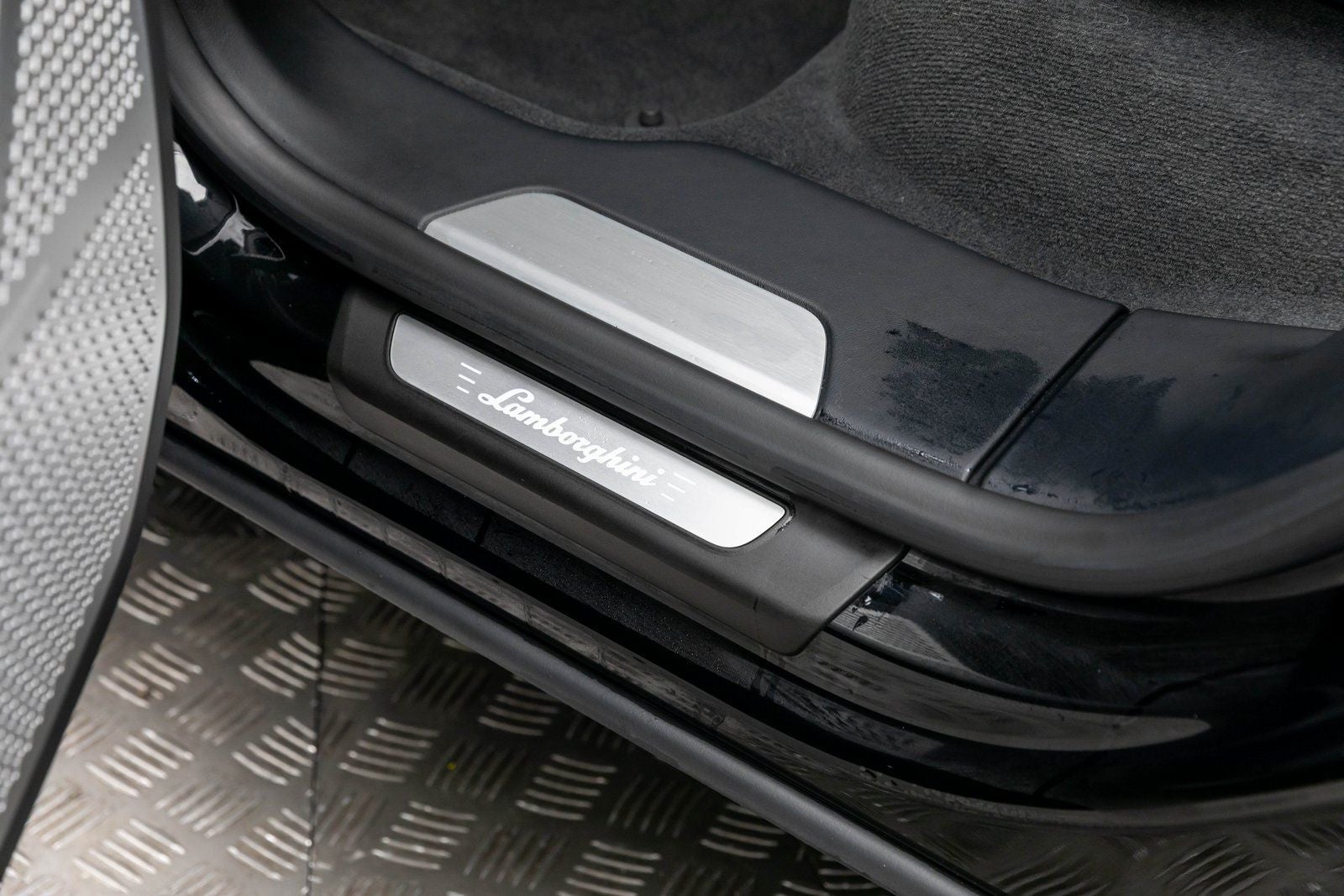 2022 Lamborghini Urus AWD