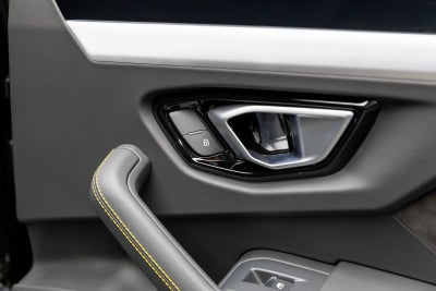 2022 Lamborghini Urus AWD