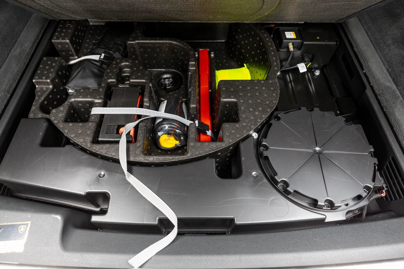 2022 Lamborghini Urus AWD