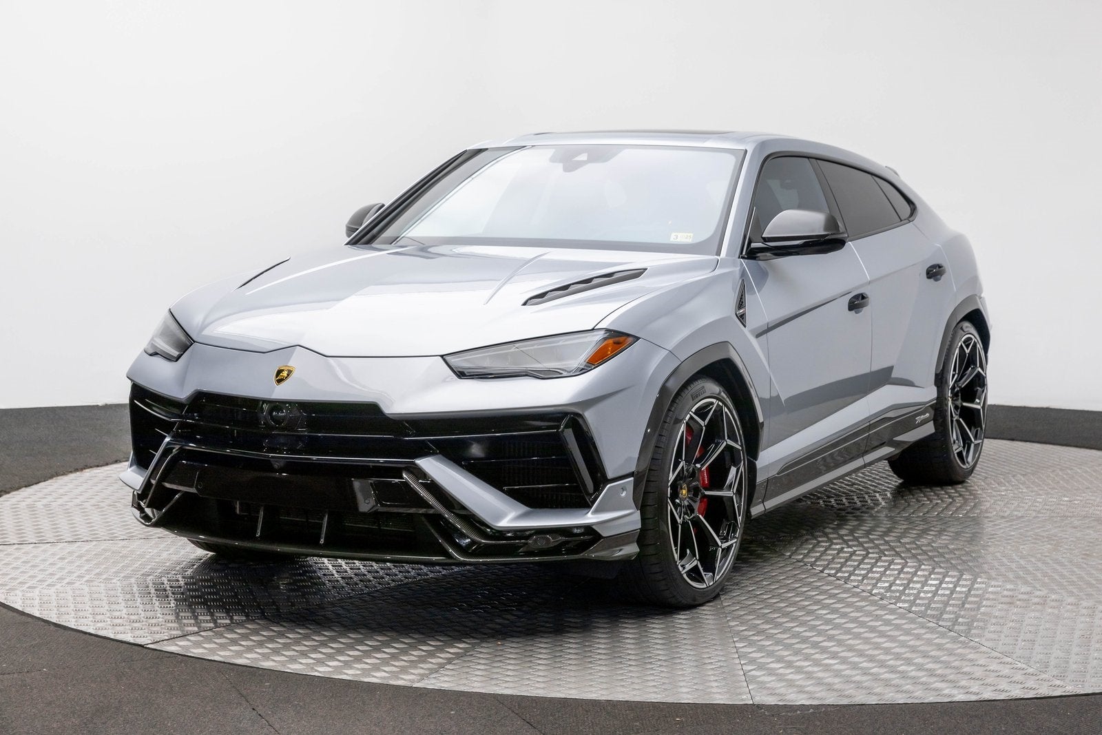 2024 Lamborghini Urus Performante